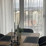 Διαμέρισμα New Modern Near Old Town - Private Parking *
