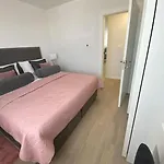 New Modern Near Old Town - Private Parking Lejlighed Zadar