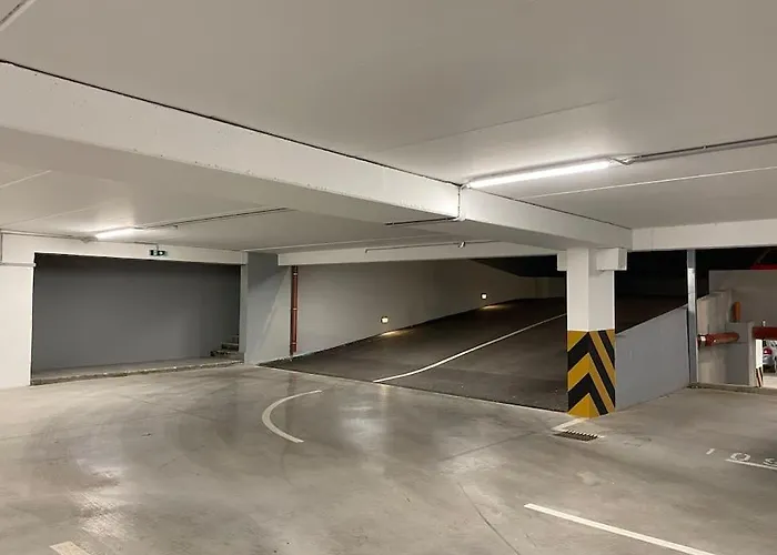 New Modern Near Old Town - Private Parking * ザダル